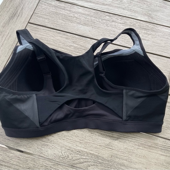 Champion Women's Black Motion Control Sports Bra Size 40DD NWT - Picture 2 of 6